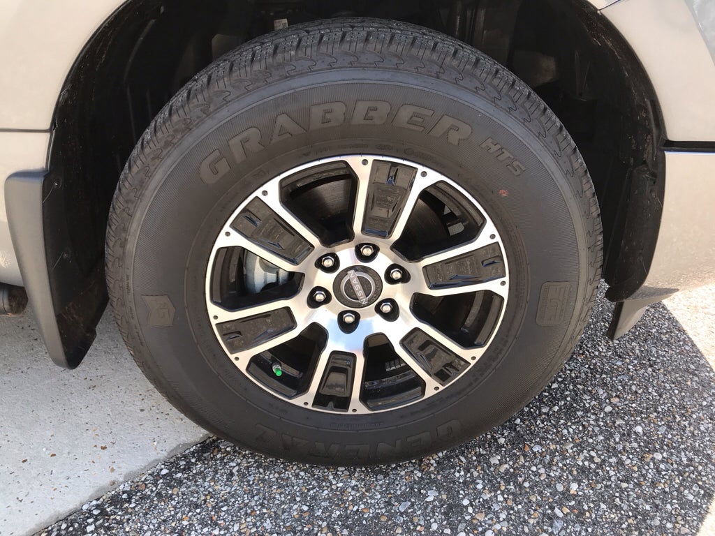 2024 Nissan Titan Crew Cab SV
