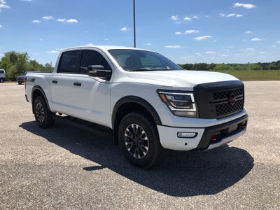 2024 Nissan Titan Crew Cab PRO-4X®