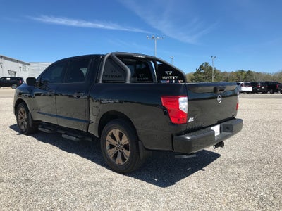 2024 Nissan Titan Crew Cab SV