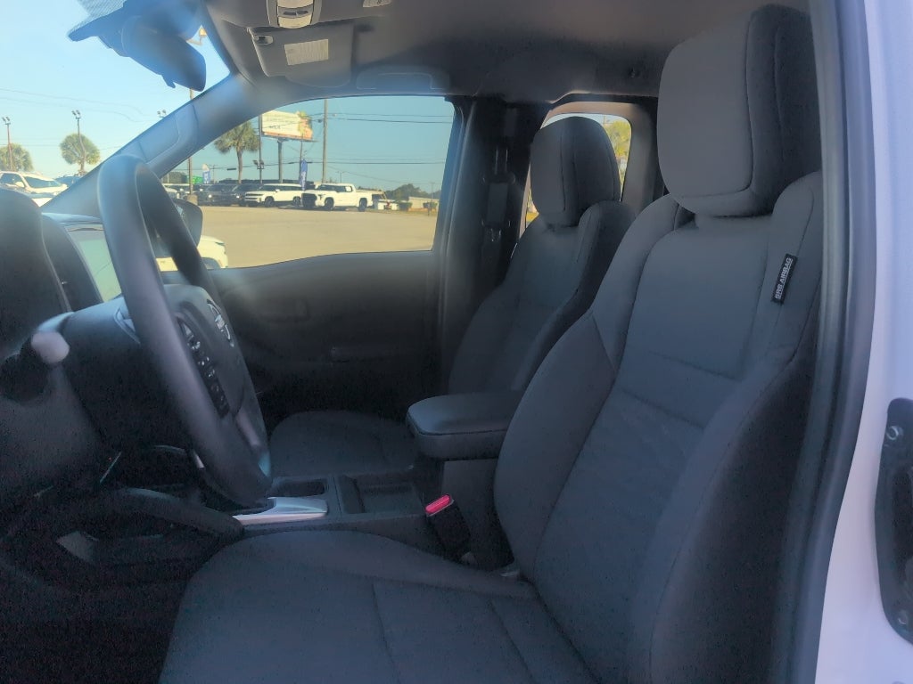 2023 Nissan Frontier S
