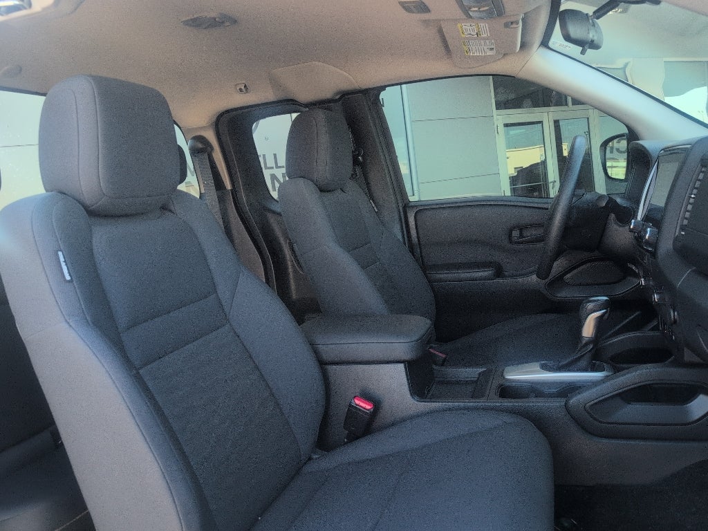 2023 Nissan Frontier S