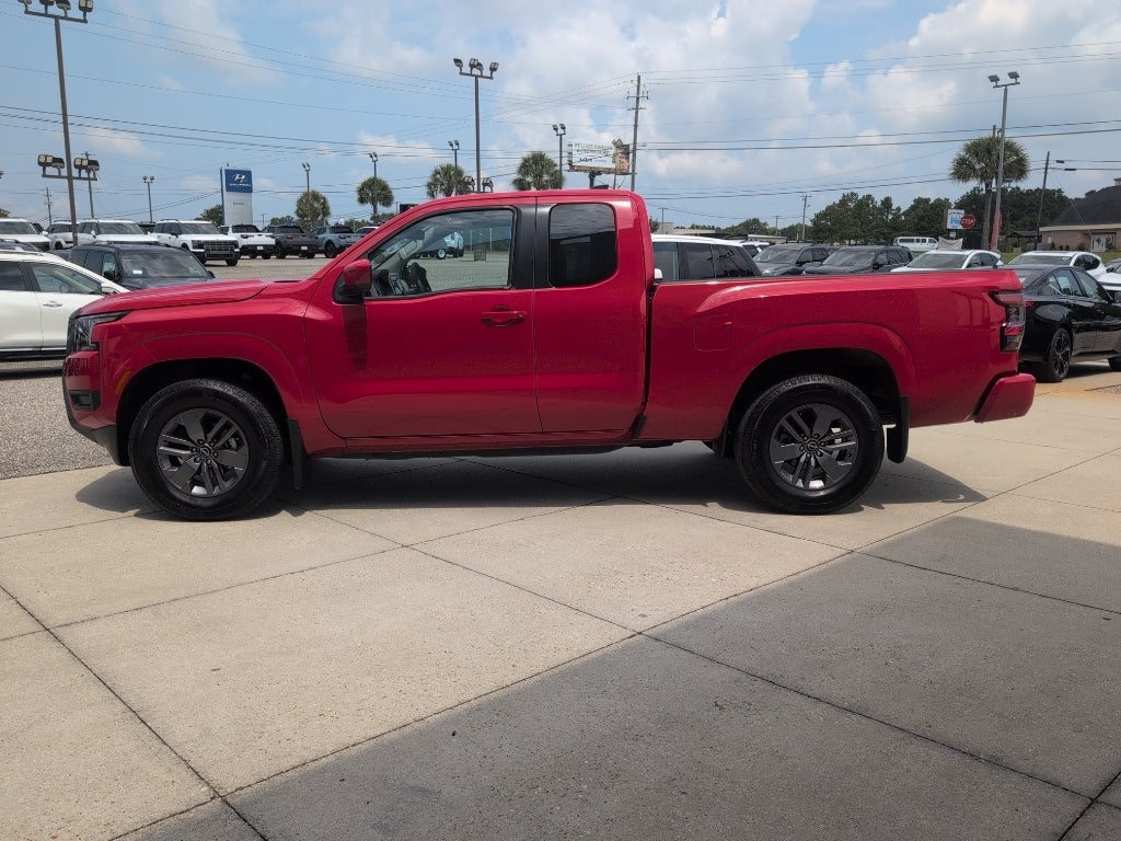 2025 Nissan Frontier SV