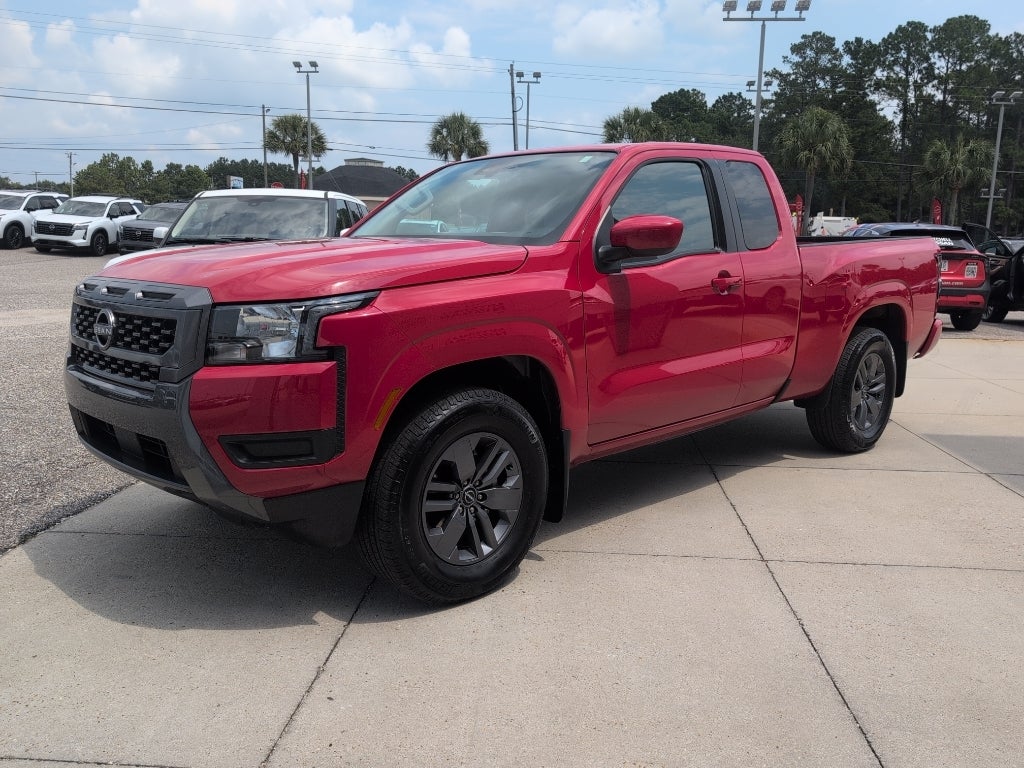 2025 Nissan Frontier SV