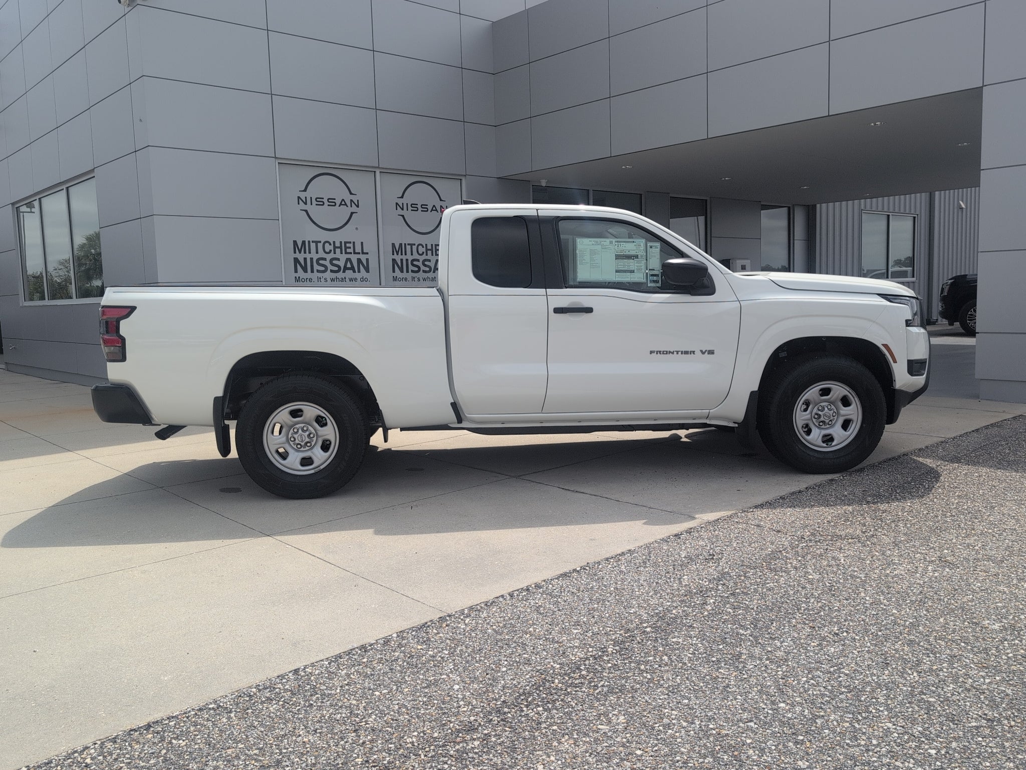 2027 Nissan Frontier S
