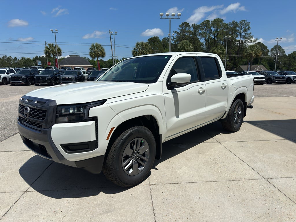 2026 Nissan Frontier Crew Cab SV