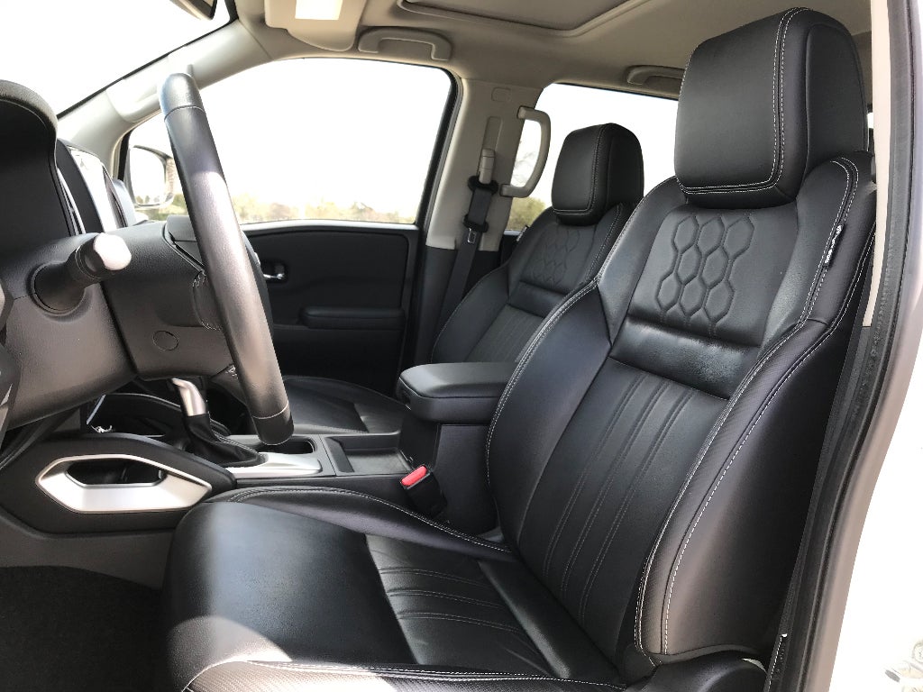 2024 Nissan Frontier Crew Cab SL