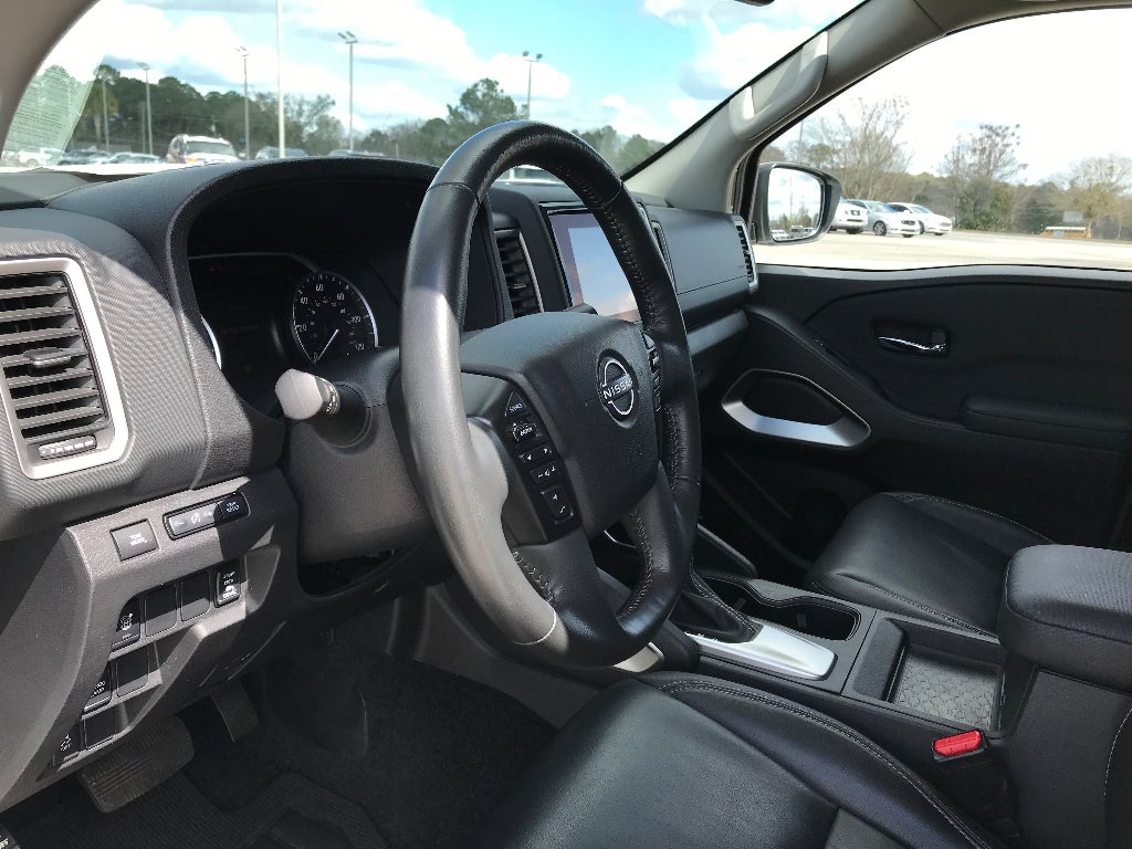 2024 Nissan Frontier Crew Cab SL