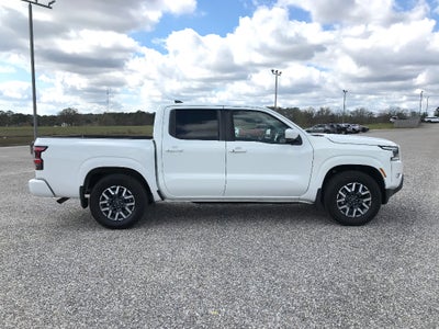 2024 Nissan Frontier Crew Cab SL