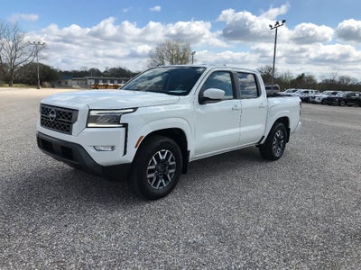 2024 Nissan Frontier Crew Cab SL