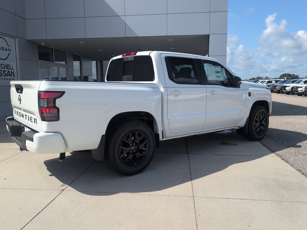 2026 Nissan Frontier Crew Cab SV