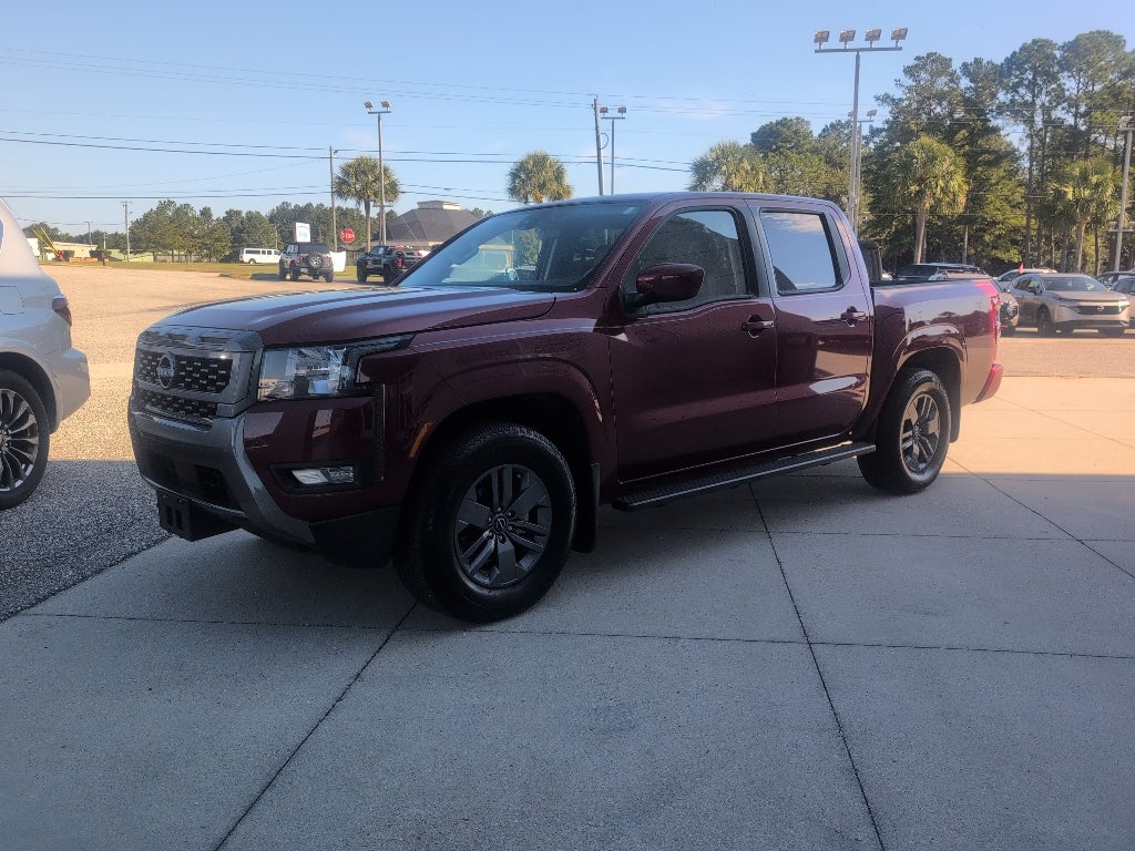 2025 Nissan Frontier SV