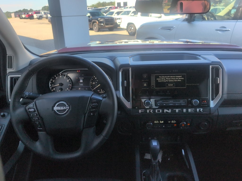 2025 Nissan Frontier SV