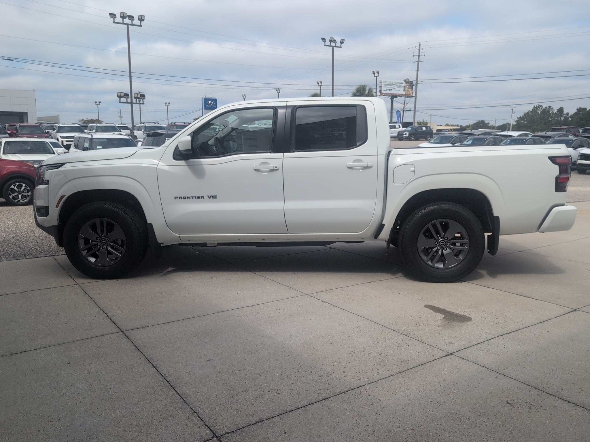 2027 Nissan Frontier Crew Cab SV