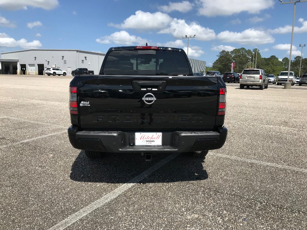 2026 Nissan Frontier Crew Cab SV