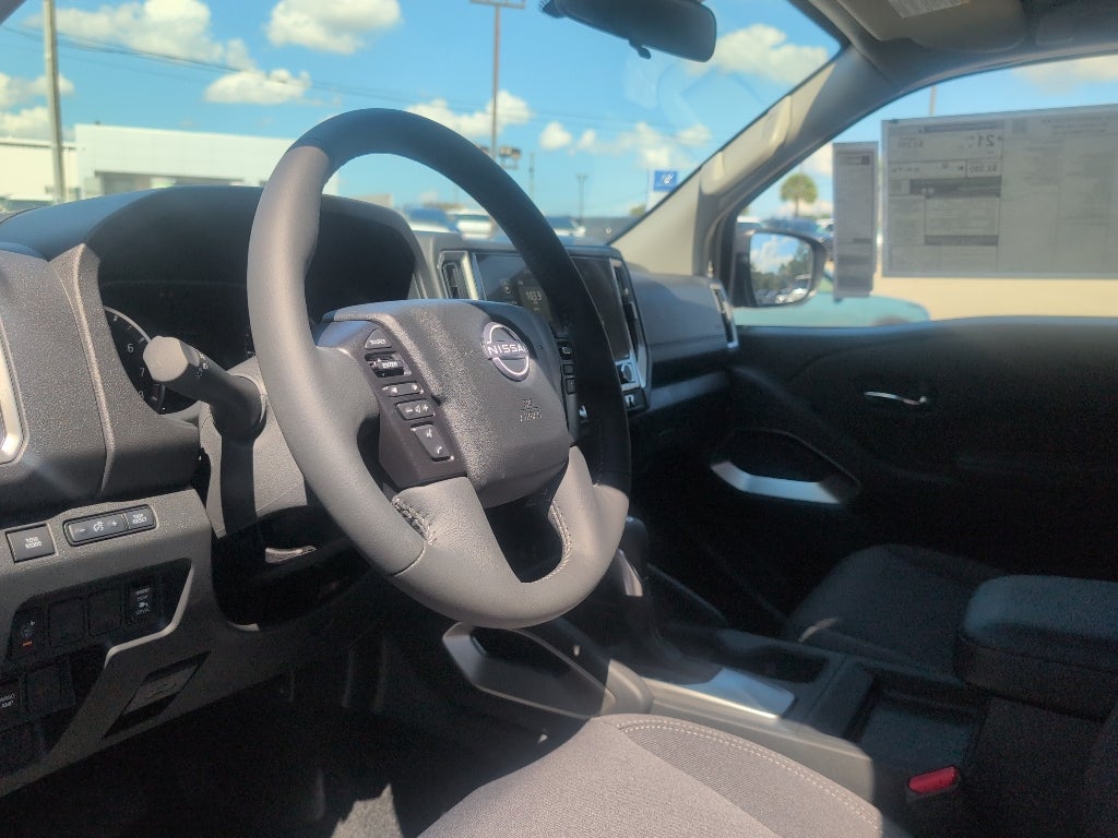 2026 Nissan Frontier Crew Cab SV