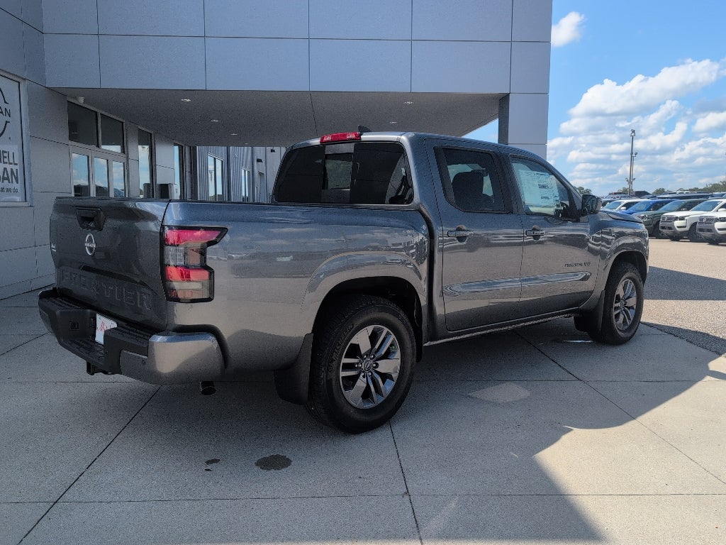 2027 Nissan Frontier SV