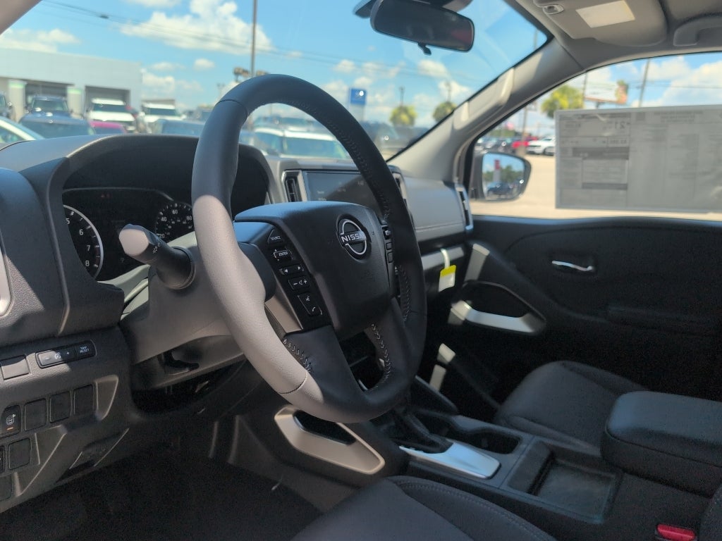 2027 Nissan Frontier SV