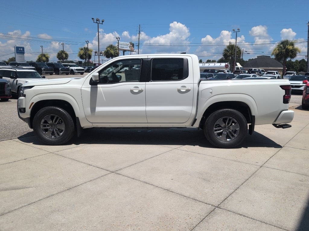 2027 Nissan Frontier SV