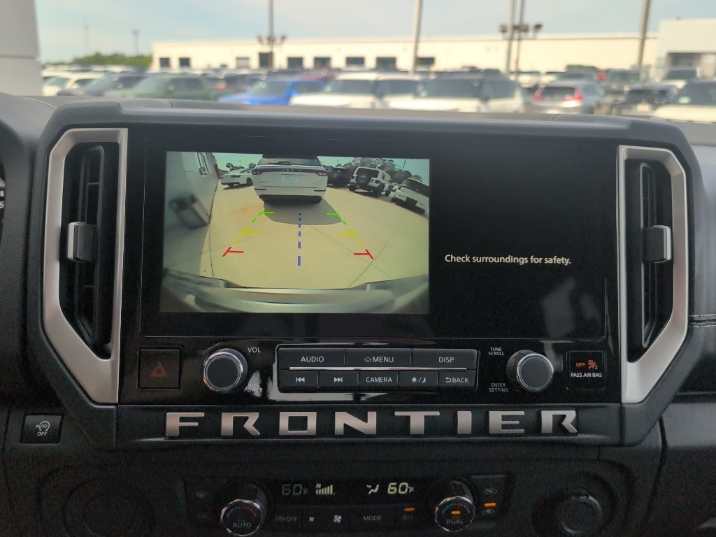 2025 Nissan Frontier SV