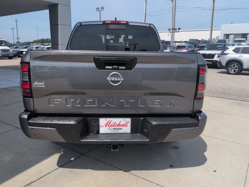 2025 Nissan Frontier SV
