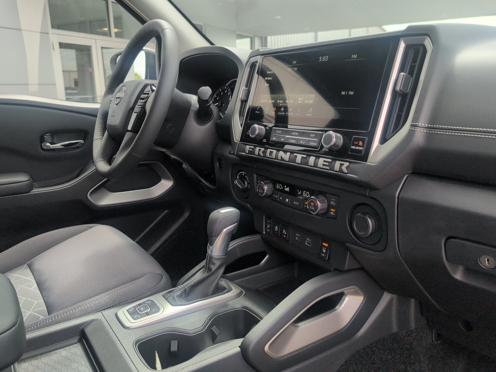 2027 Nissan Frontier SV