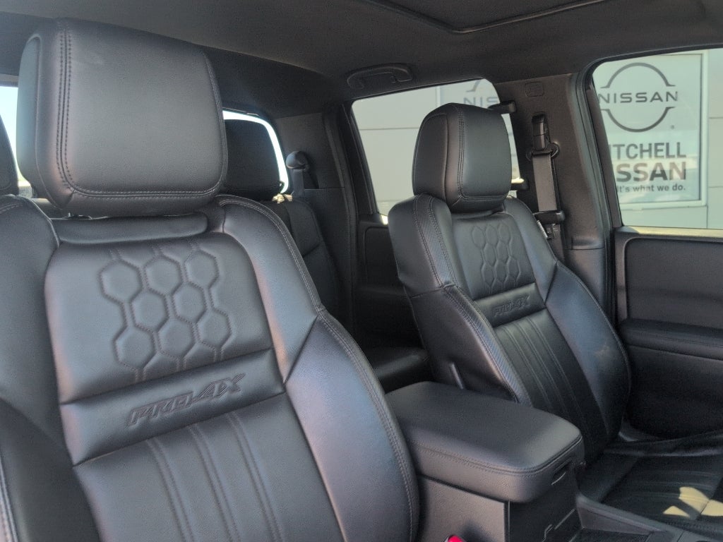2022 Nissan Frontier Crew Cab PRO-4X®