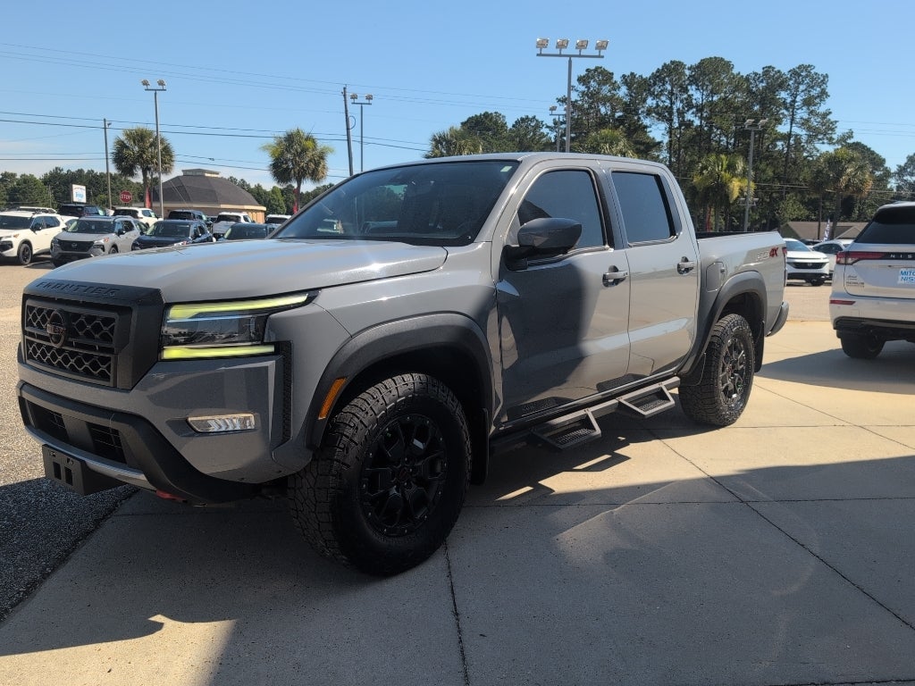 2022 Nissan Frontier Crew Cab PRO-4X®