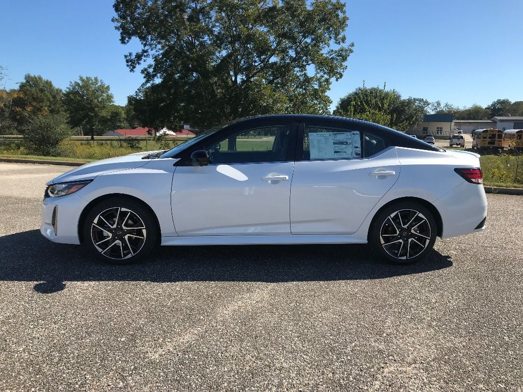 2025 Nissan Sentra SR