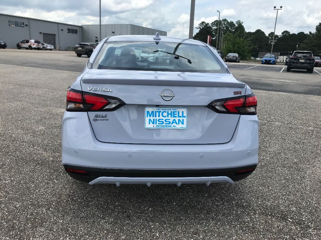 2025 Nissan Versa SR