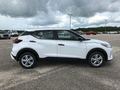 2025 Nissan Kicks Play S