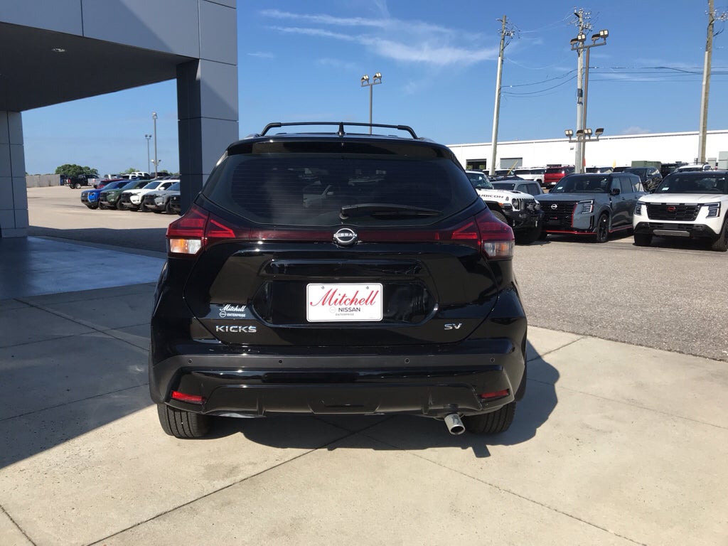 2023 Nissan Kicks SV