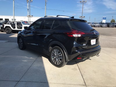 2023 Nissan Kicks SV
