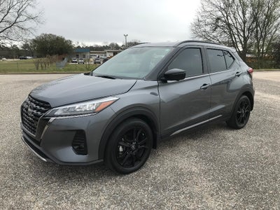 2024 Nissan Kicks SR