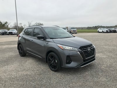 2024 Nissan Kicks SR