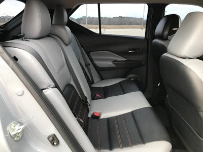 2022 Nissan Kicks SR