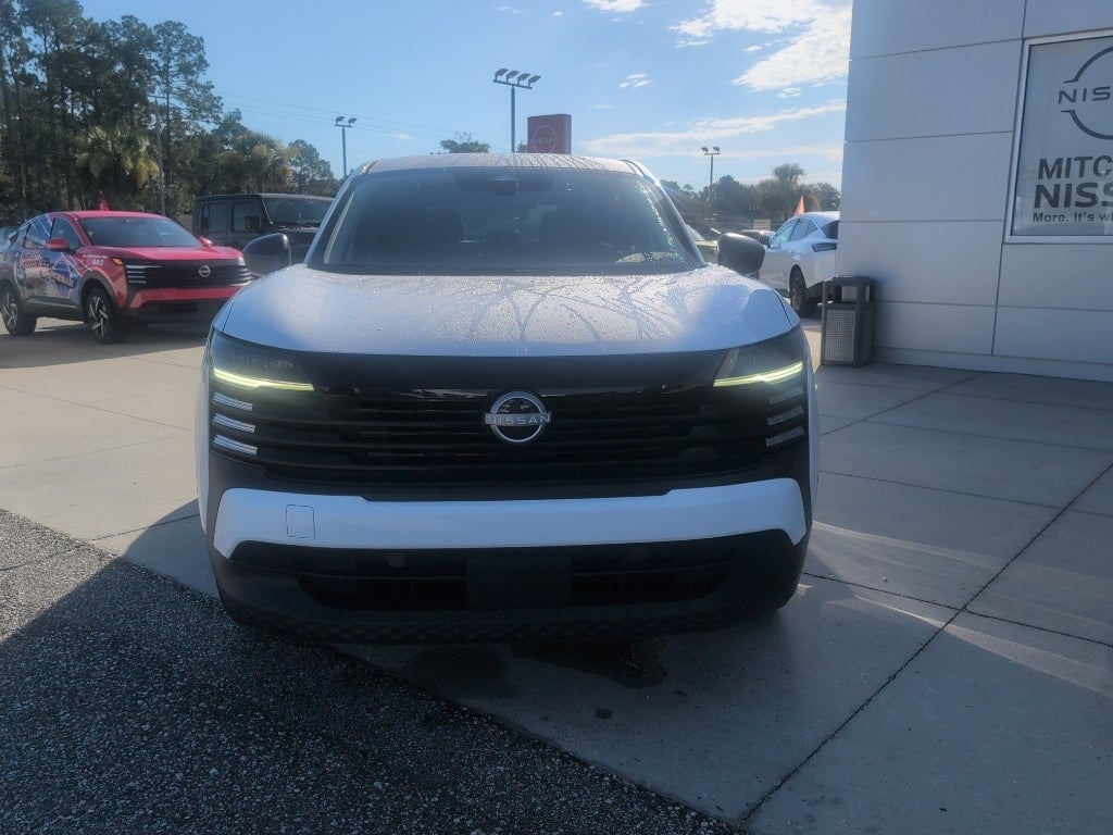2025 Nissan Kicks S