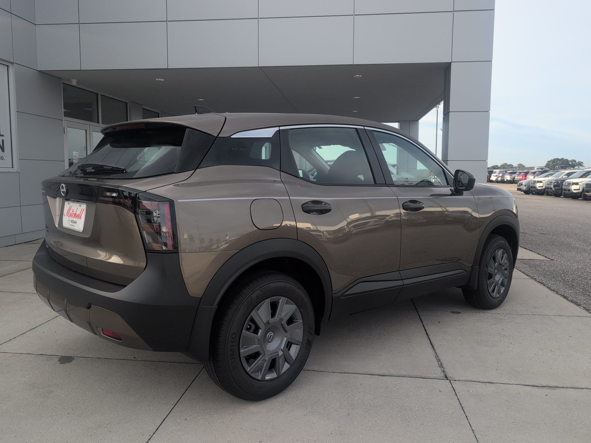 2027 Nissan Kicks S