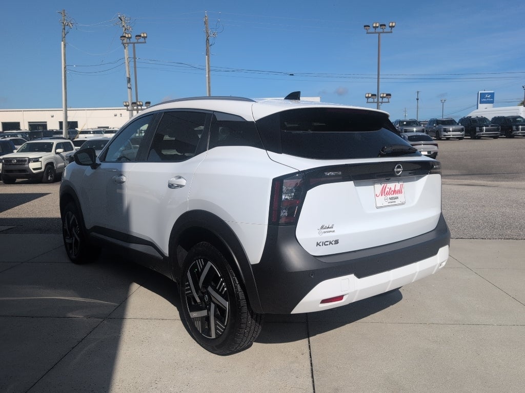 2026 Nissan Kicks SV