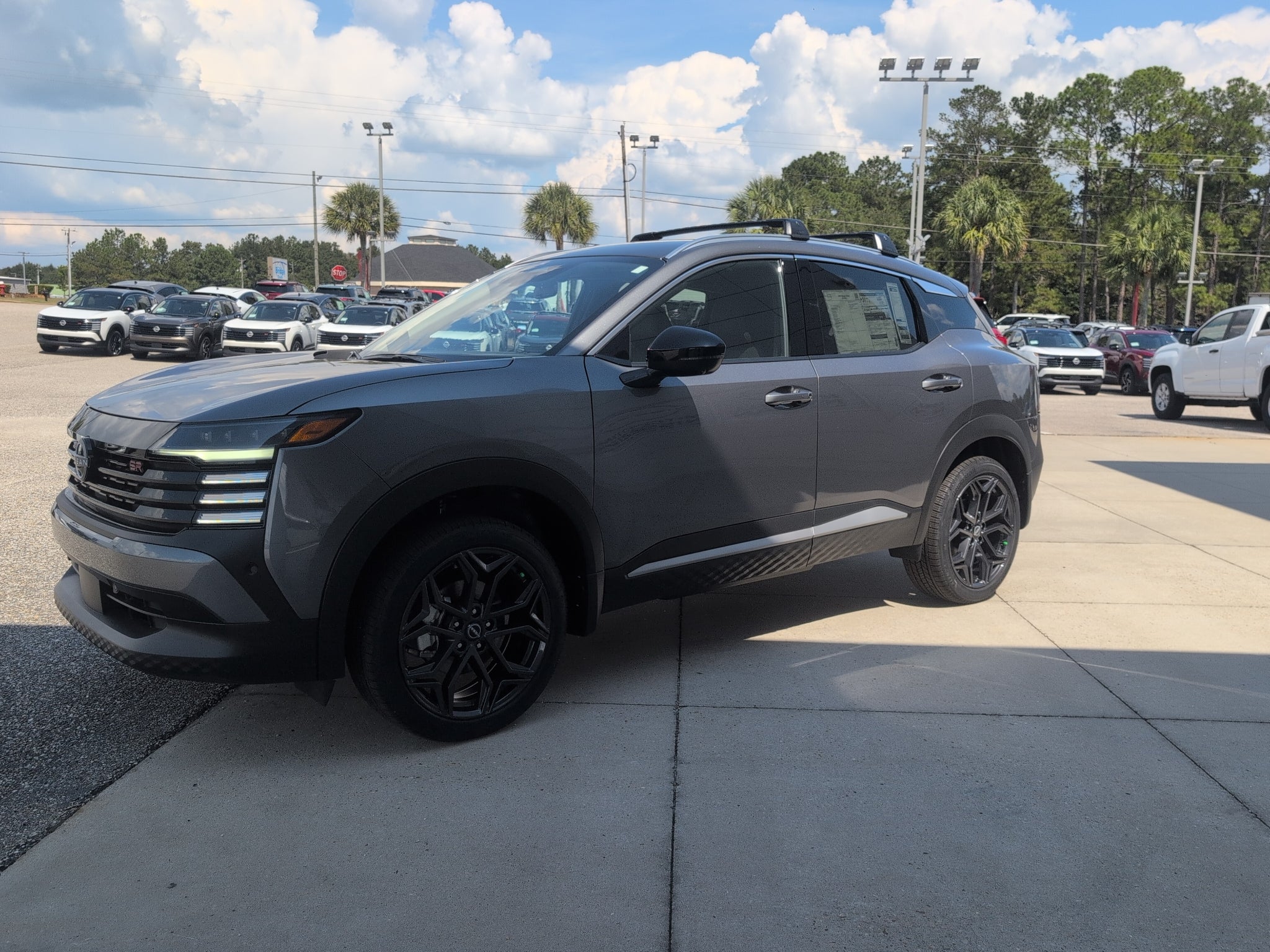 2027 Nissan Kicks SR