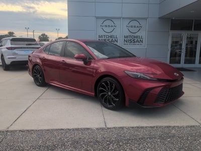 2025 Toyota Camry Hybrid SE