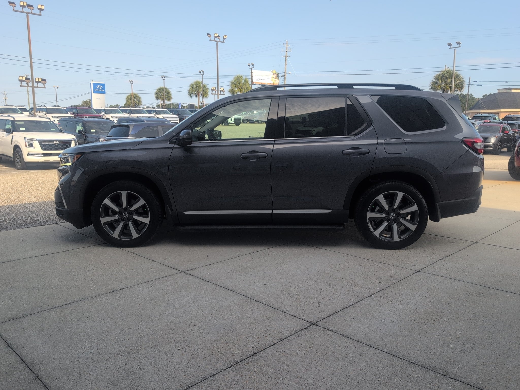 2025 Honda Pilot Touring