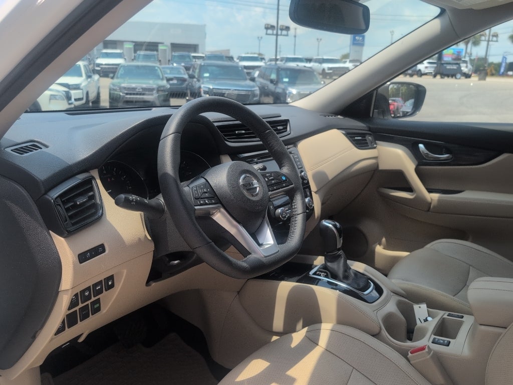 2020 Nissan Rogue SL
