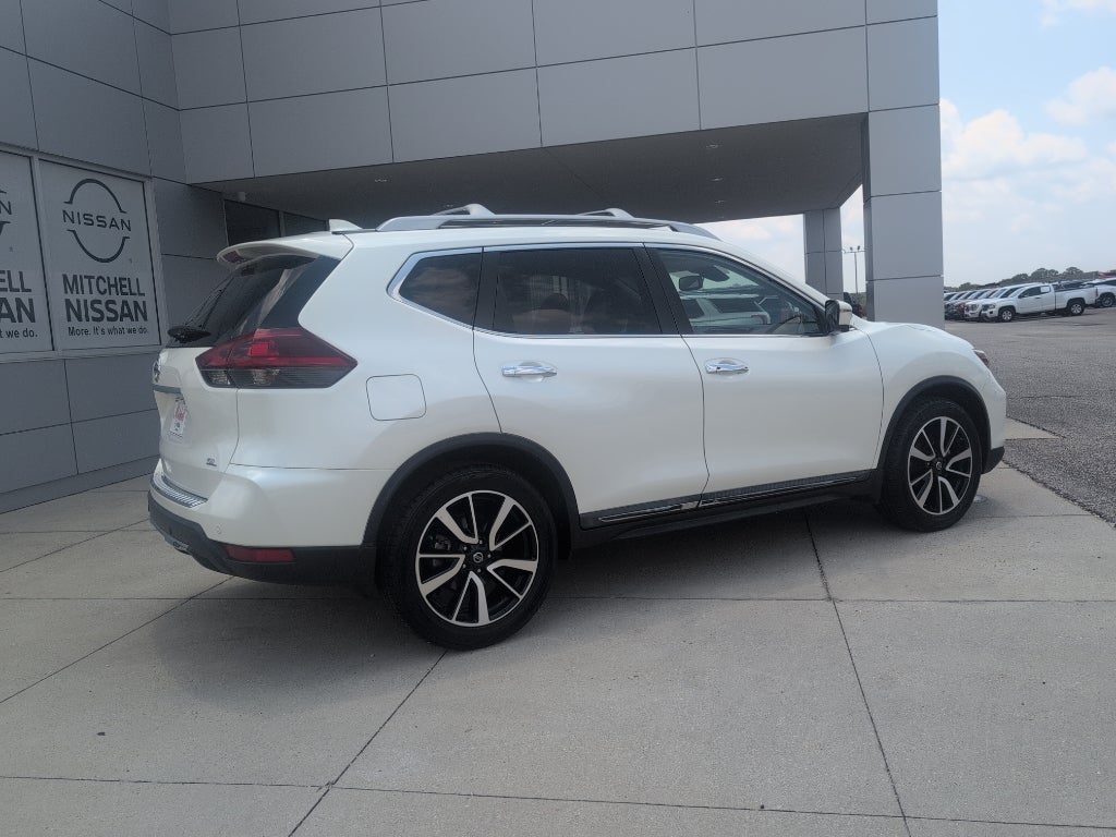 2020 Nissan Rogue SL