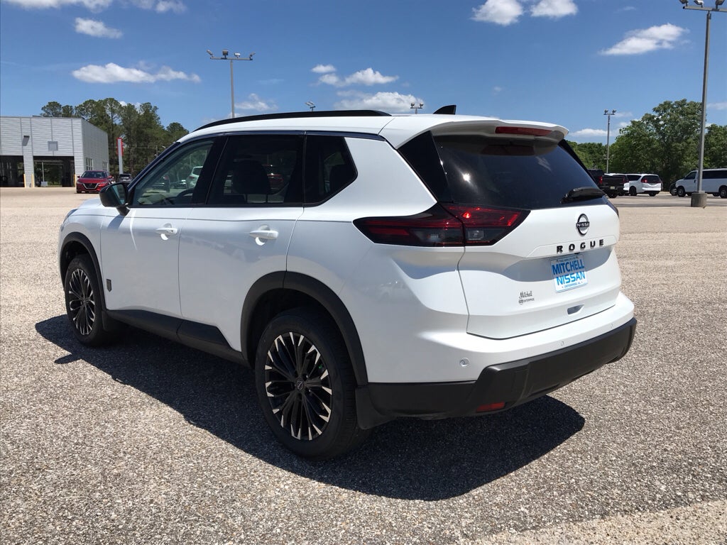 2026 Nissan Rogue Dark Armor™