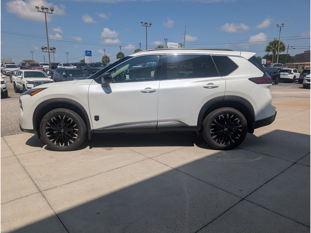 2026 Nissan Rogue Dark Armor™
