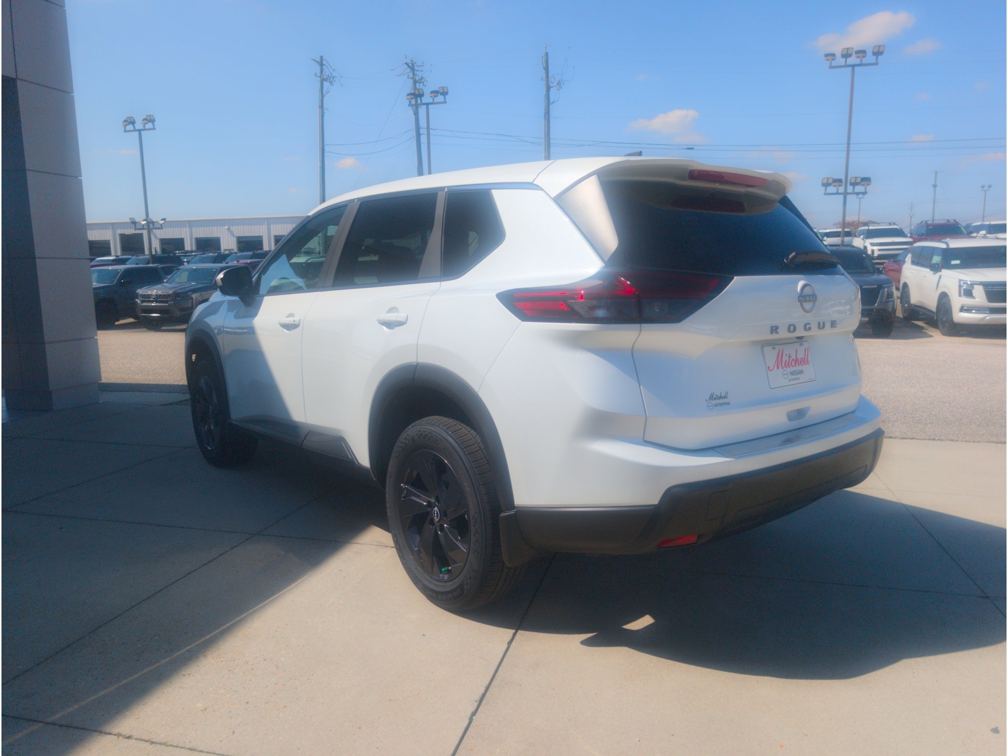 2027 Nissan Rogue SV