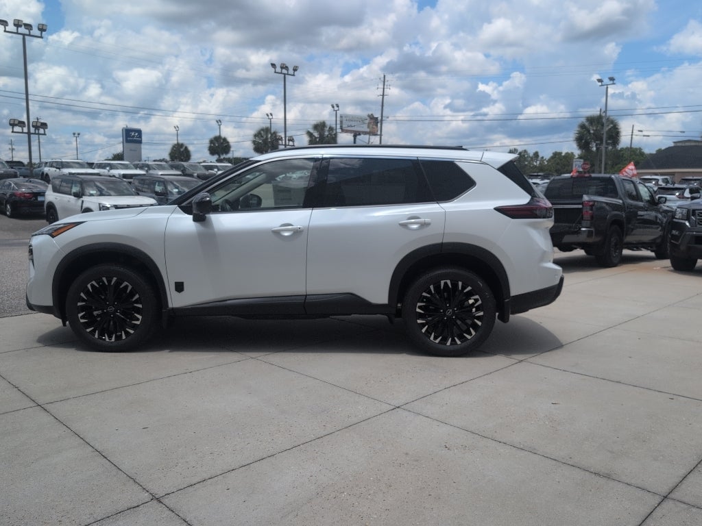2026 Nissan Rogue Dark Armor™