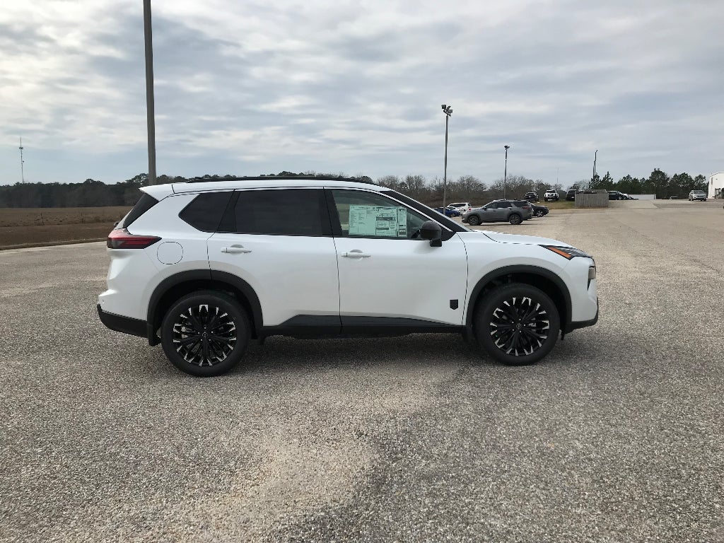 2026 Nissan Rogue Dark Armor™