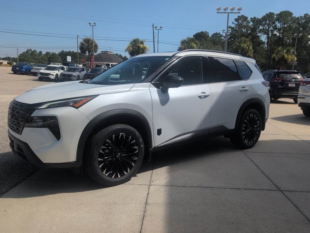 2026 Nissan Rogue Dark Armor™