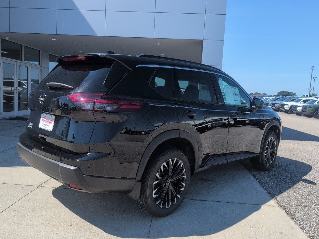 2026 Nissan Rogue Dark Armor™
